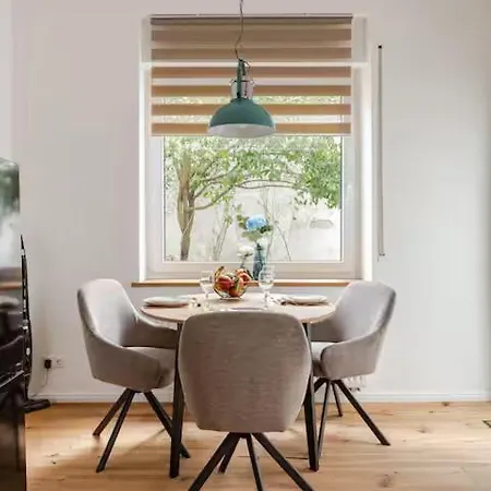 Loreley Am Rhein, Moderne & Vollausgestatte 40qm, Kueche, Netflix, Wm * كوبلنس