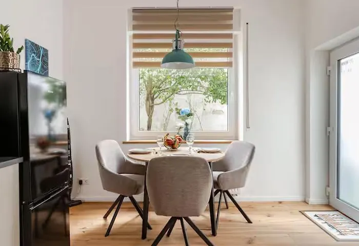 Loreley Am Rhein, Moderne & Vollausgestatte 40qm, Kueche, Netflix, Wm * Koblenz (Rhineland-Palatinate)